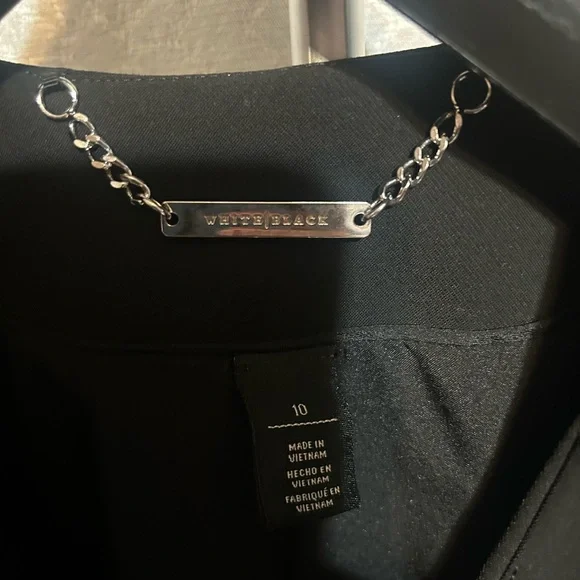 White House Black Market Black Blazer with Zipper Details - Picture 2 of 5